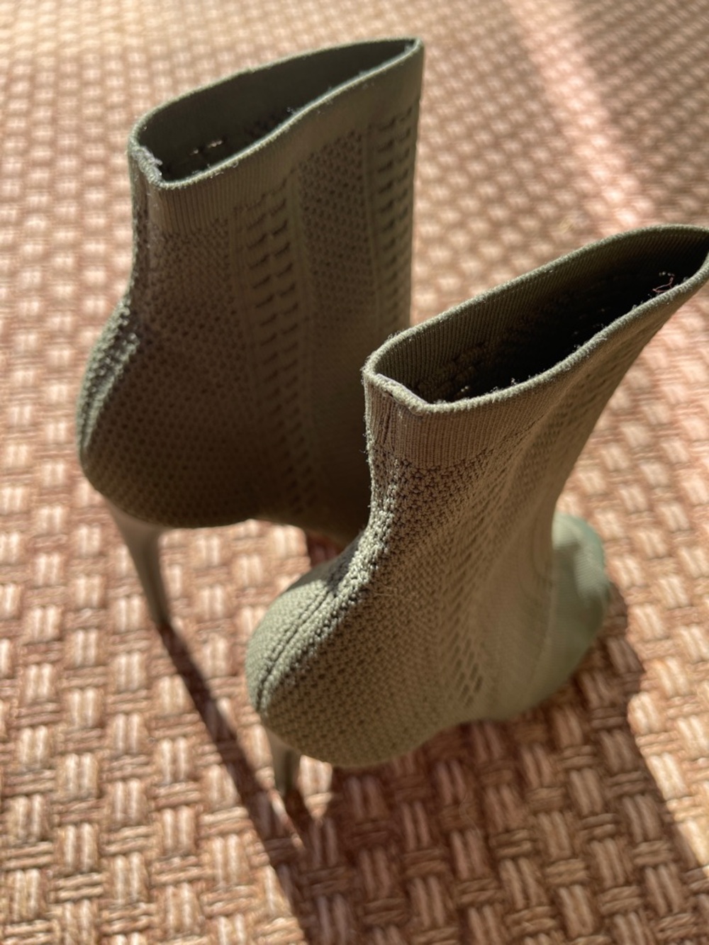 Steve Madden Olive Peep Toe Candid Knit Sock Heels🍸 - Picture 8 of 11